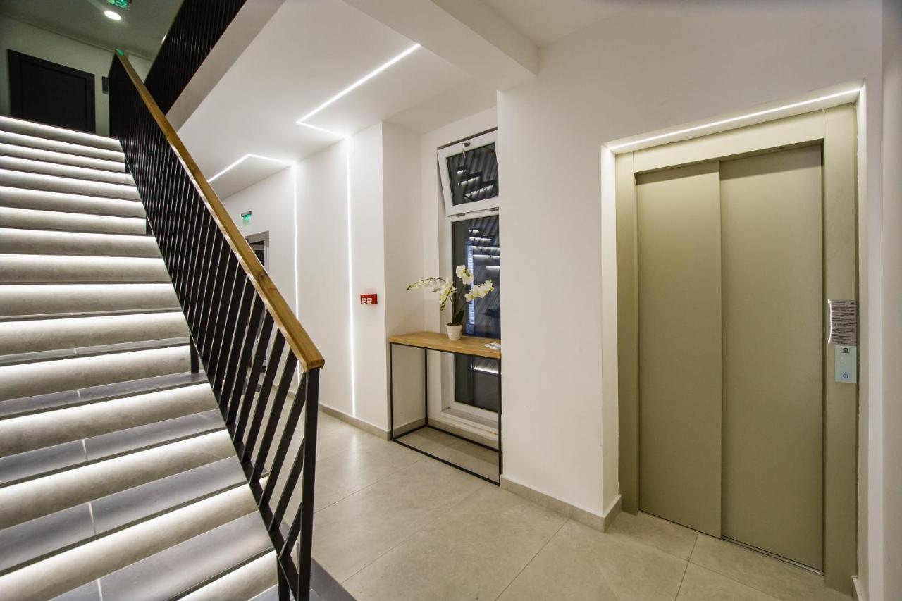 Urban Safari At Eas Residence Oradea Exterior photo