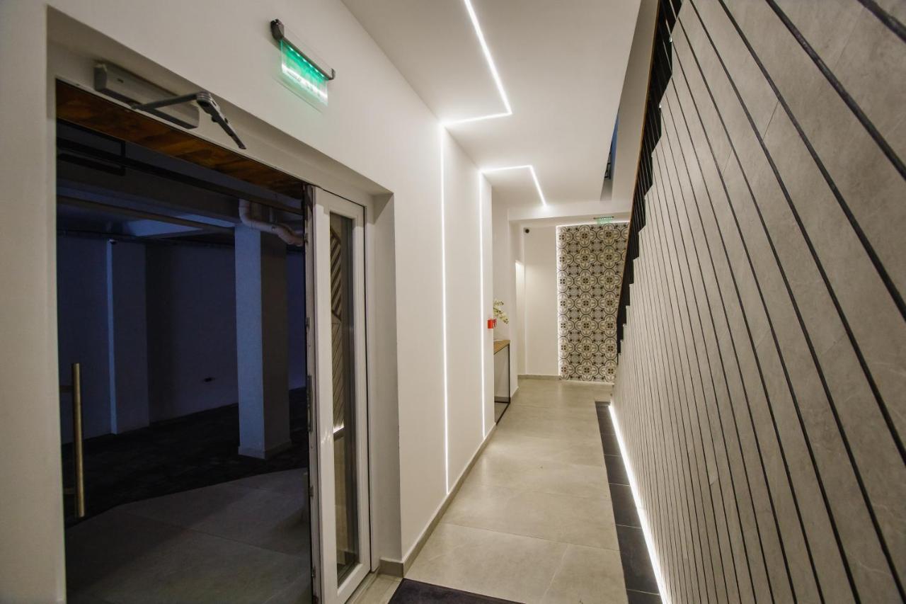 Urban Safari At Eas Residence Oradea Exterior photo